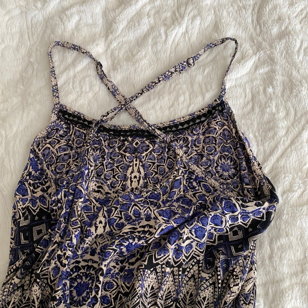Patterned Romper - Picture 6 of 7